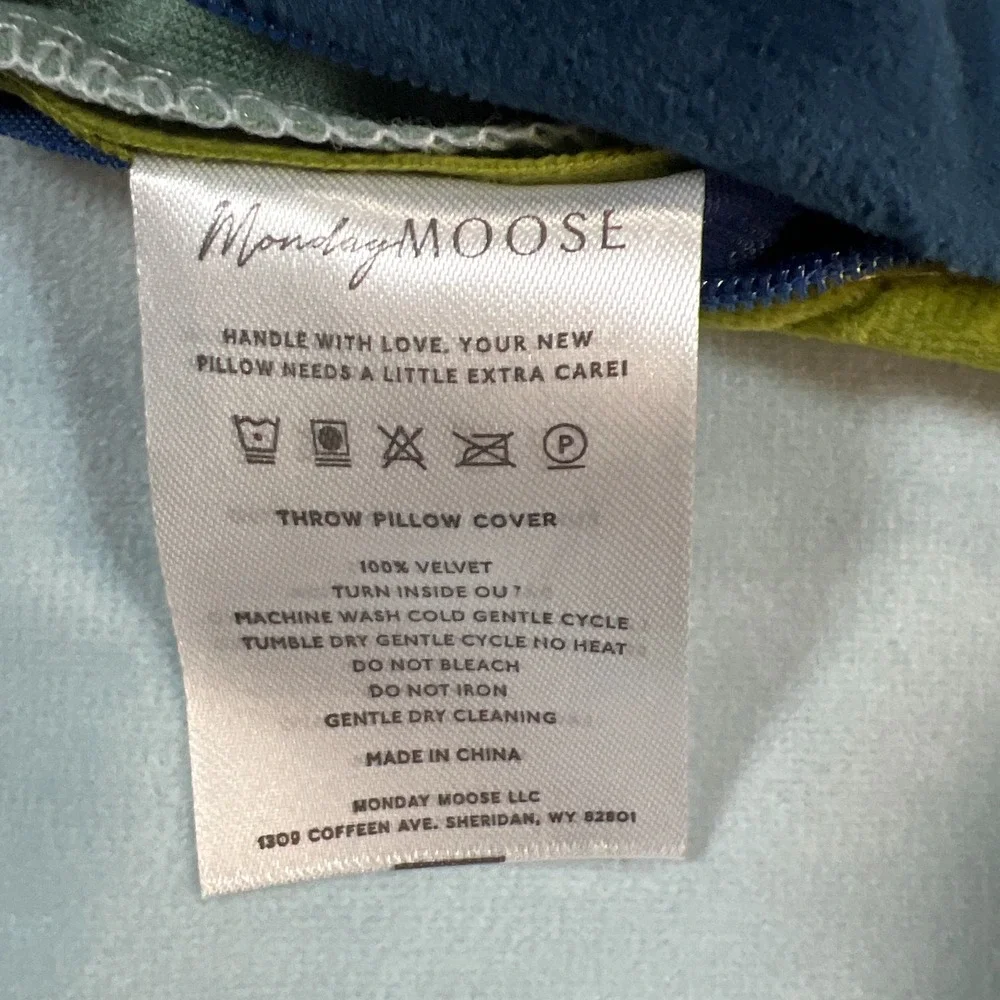 Set Of 2 Monday Moose Velvet Throw Pillow Covers Standard Green Contrast Piping